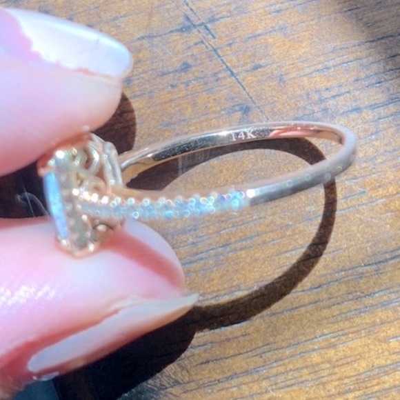 Opal with Diamond Ring in 14kt Gold Macy’s Retail $900 New W/o Tag attached - Picture 4 of 4